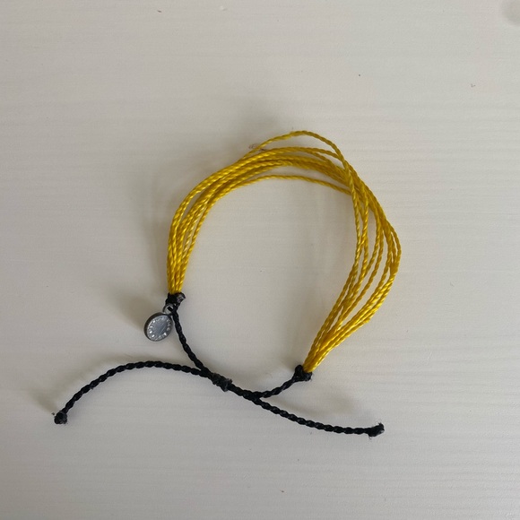 SOLD ON MERC@RI - Picture 5 of 7